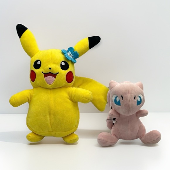 Pokemon Other - Pokemon Plush Lot Pikachu Blue Aloha Flower 2022 Mew On Suction Cup